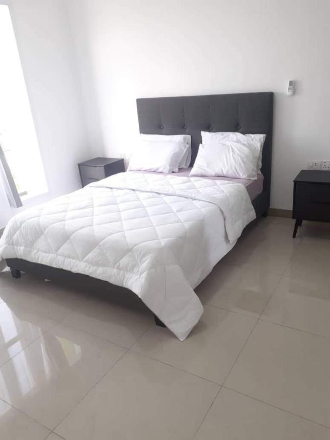 Premier Executive Apartment - The Ivy, East Legon أكرا المظهر الخارجي الصورة
